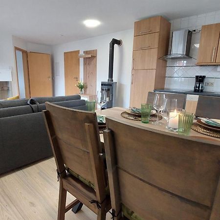 Ferienwohnung Mutz ジークマールシュツェル エクステリア 写真